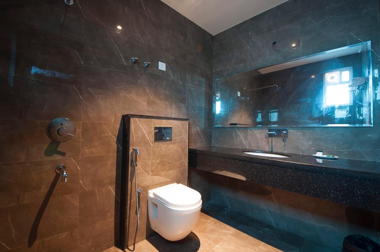 Hotel Z Suite-Near Delhi Airport Neu-Delhi Exterior foto